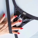 Pánský lesklý jockstrap černý 7015 - foto 3